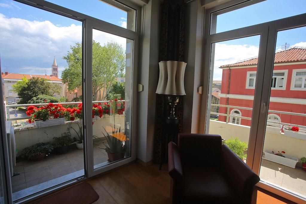 Sunset View Apartment Zara Esterno foto