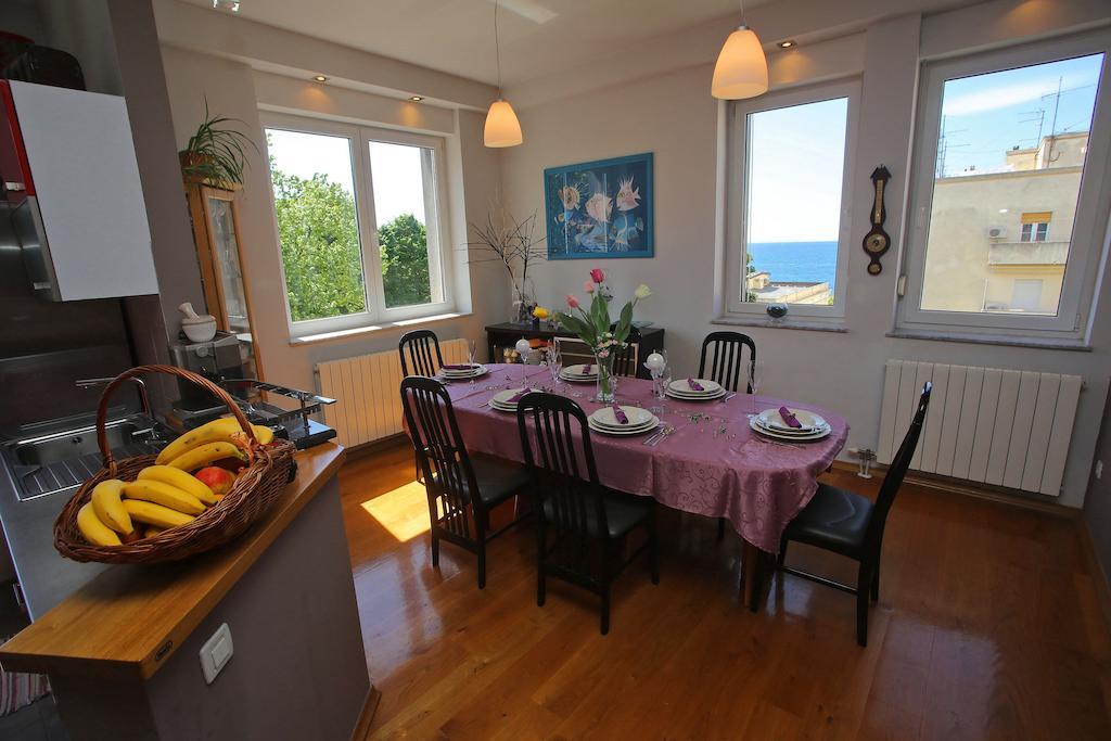 Sunset View Apartment Zara Esterno foto
