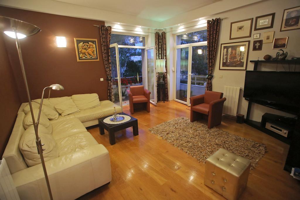 Sunset View Apartment Zara Esterno foto