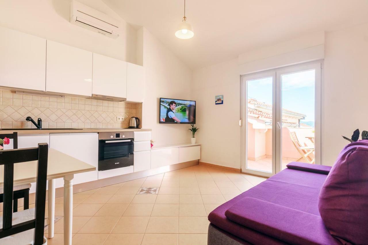 Sunset View Apartment Zara Esterno foto