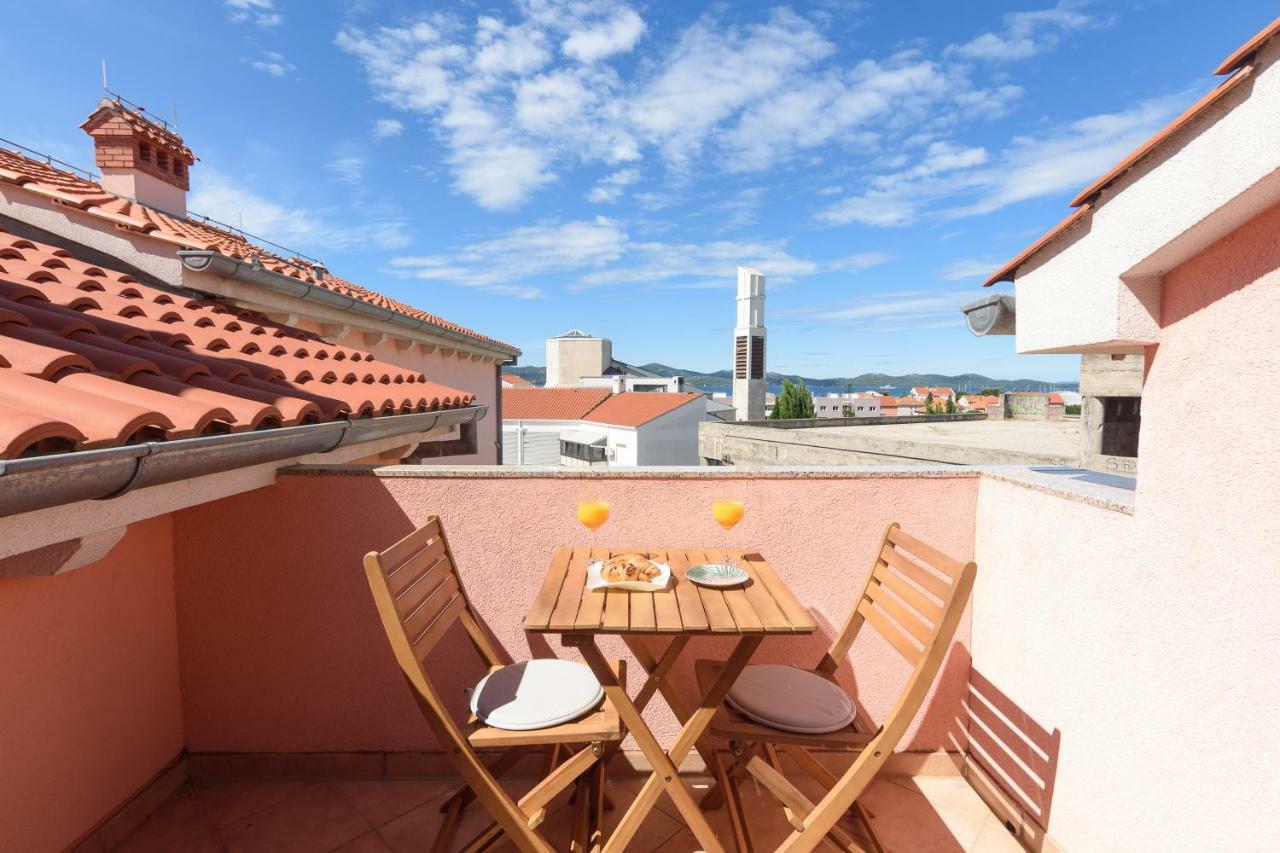 Sunset View Apartment Zara Esterno foto
